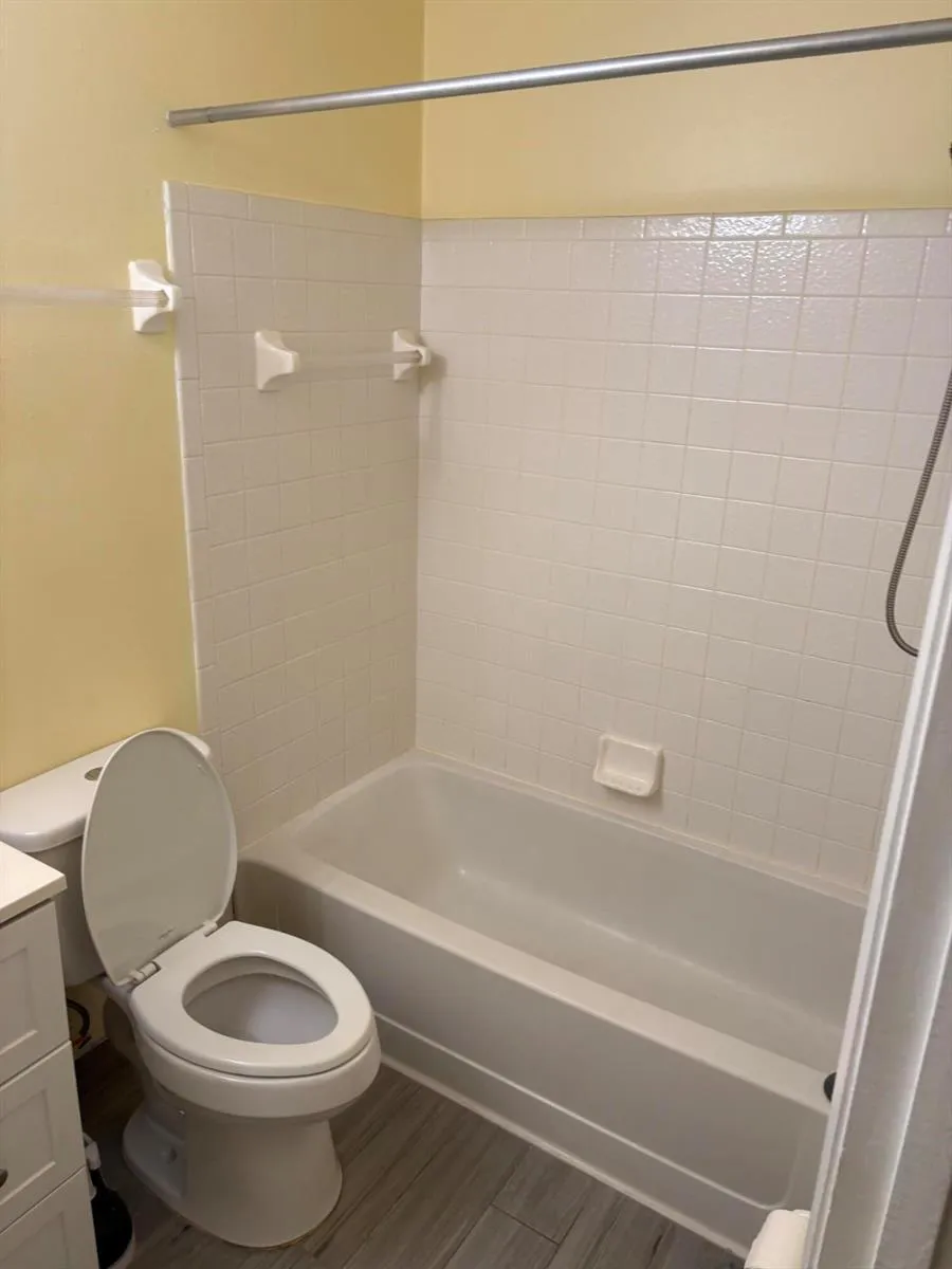 1422 SE ARENSON LANE Port St. Lucie, FL 34952