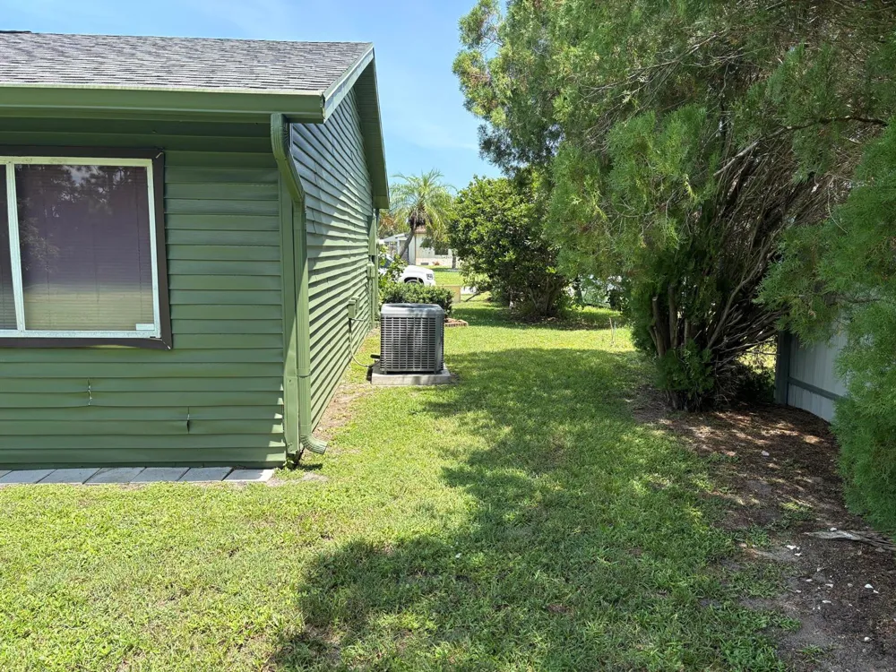 1422 SE ARENSON LANE Port St. Lucie, FL 34952