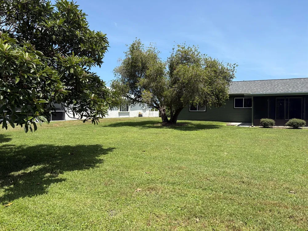 1422 SE ARENSON LANE Port St. Lucie, FL 34952