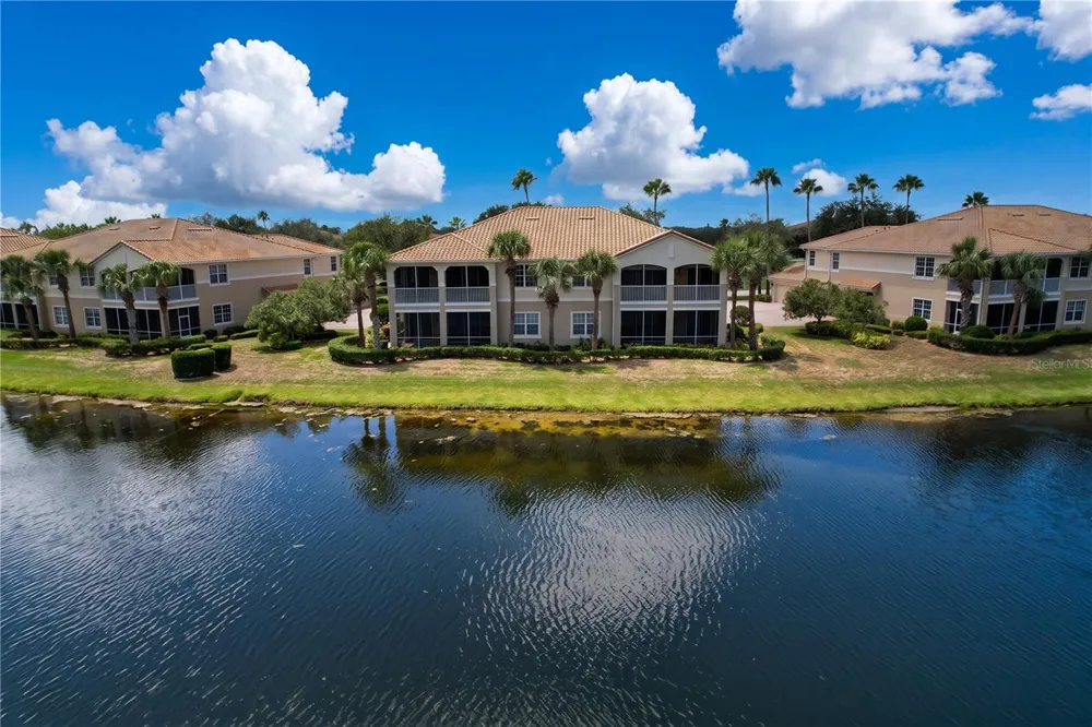 1338 EMERALD DUNES DRIVE #35 Sun City Center, FL 33573