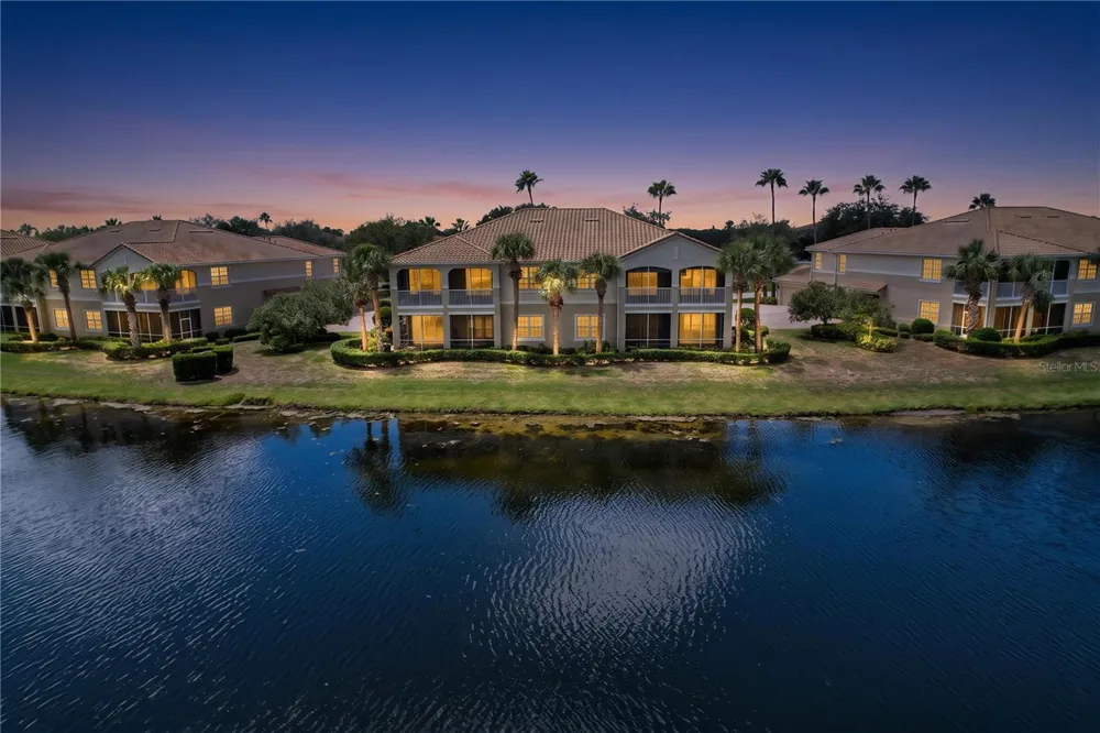 1338 EMERALD DUNES DRIVE #35 Sun City Center, FL 33573