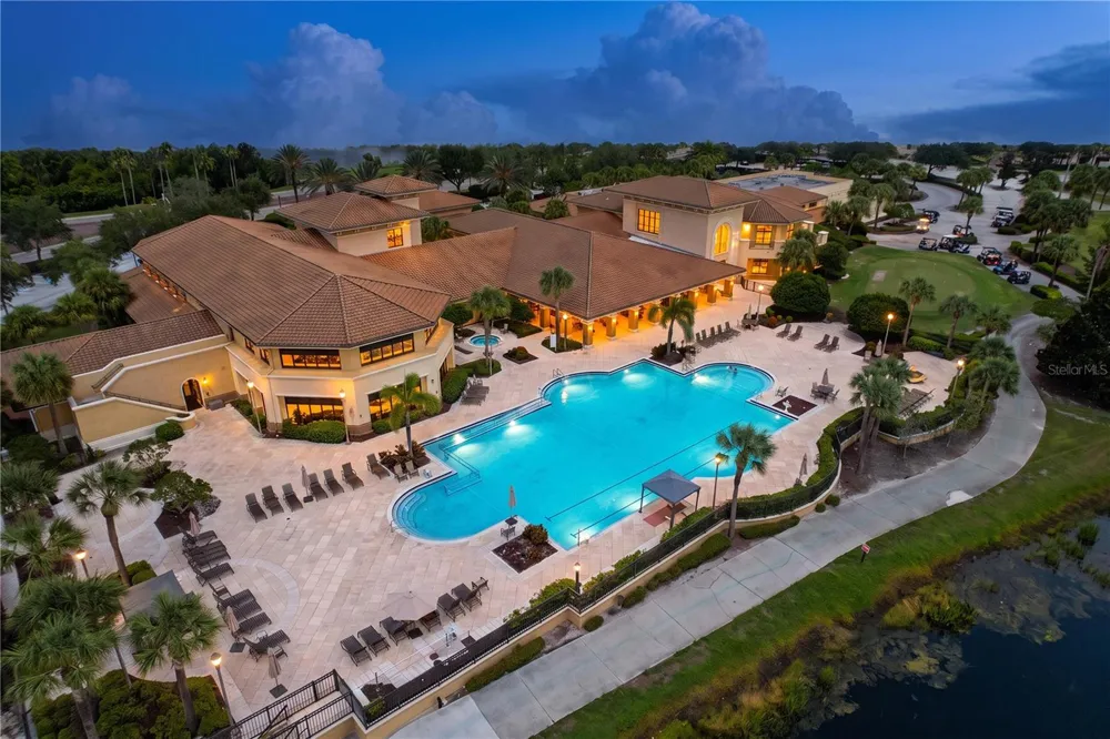 1338 EMERALD DUNES DRIVE #35 Sun City Center, FL 33573
