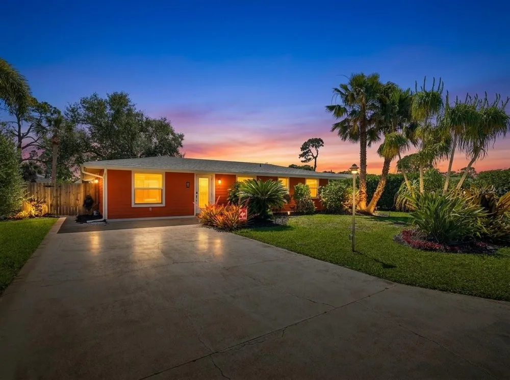 1129 RIVIERA STREET Venice, FL 34285