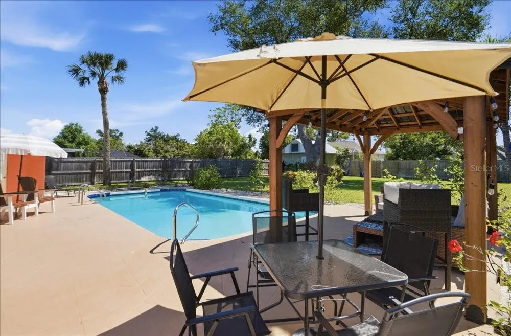 1129 RIVIERA STREET Venice, FL 34285