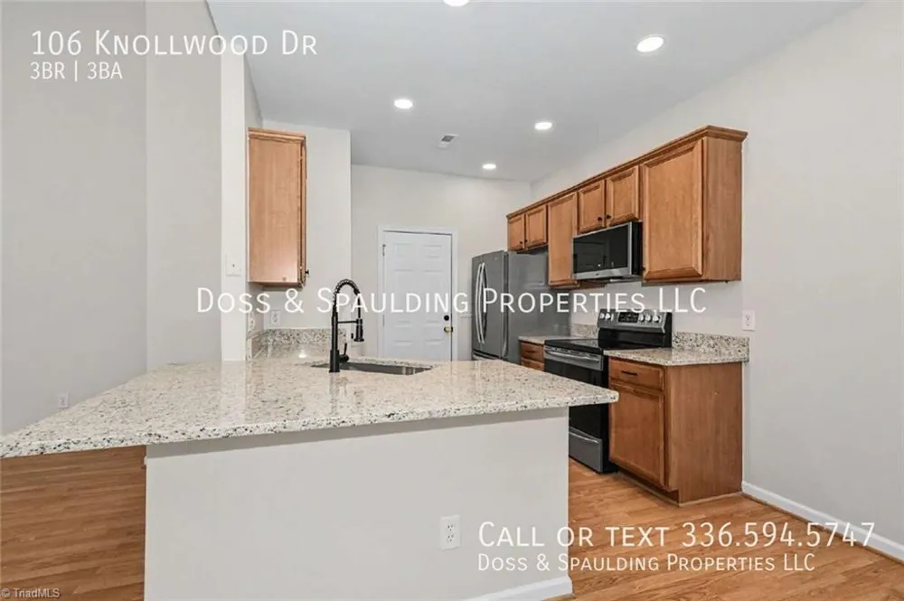 106 Knollwood Drive Jamestown, NC 27282