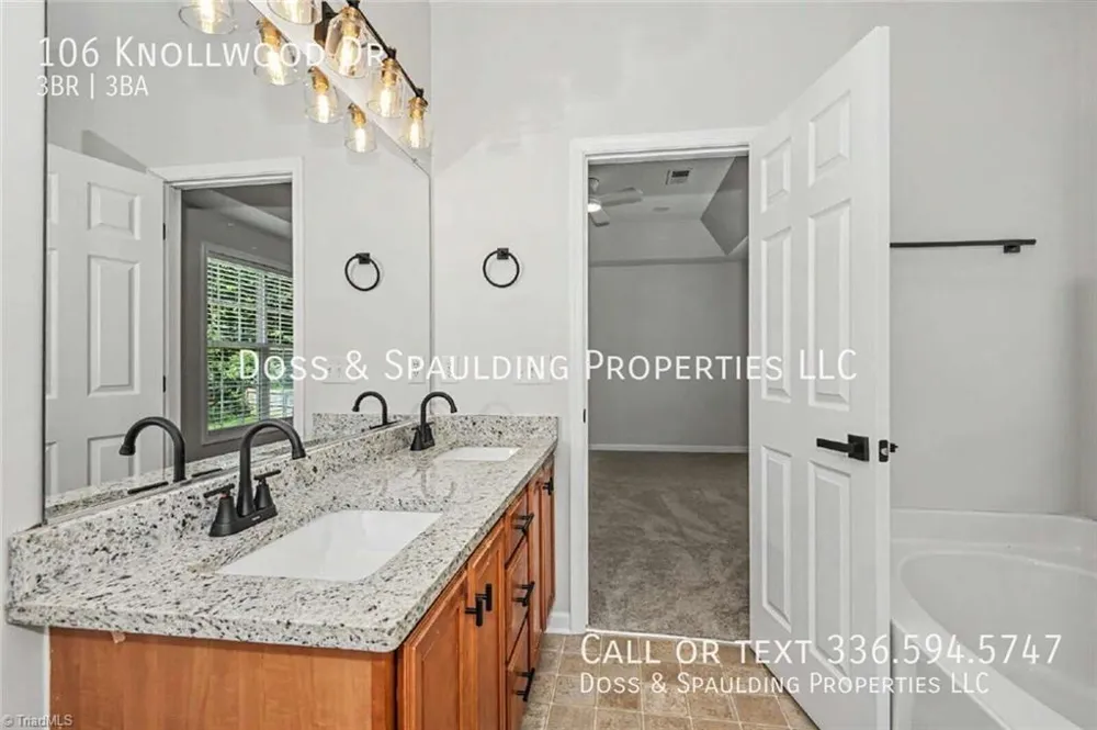 106 Knollwood Drive Jamestown, NC 27282
