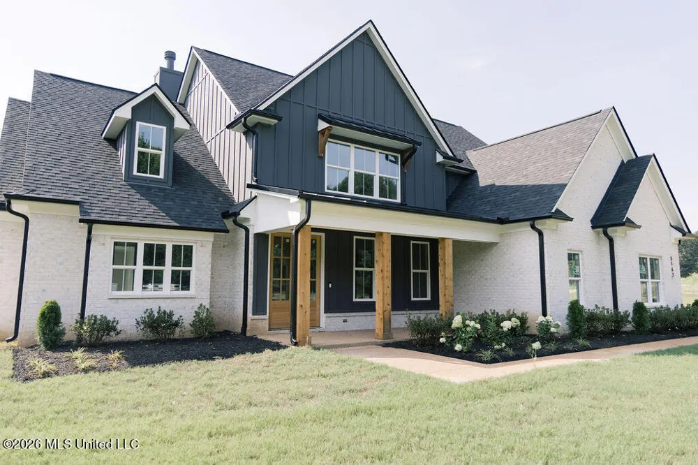 5163 Old Barn Cove Coldwater, MS 38618