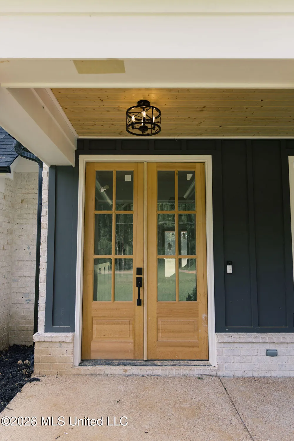 5163 Old Barn Cove Coldwater, MS 38618