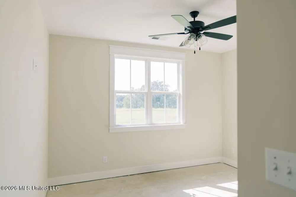 5163 Old Barn Cove Coldwater, MS 38618