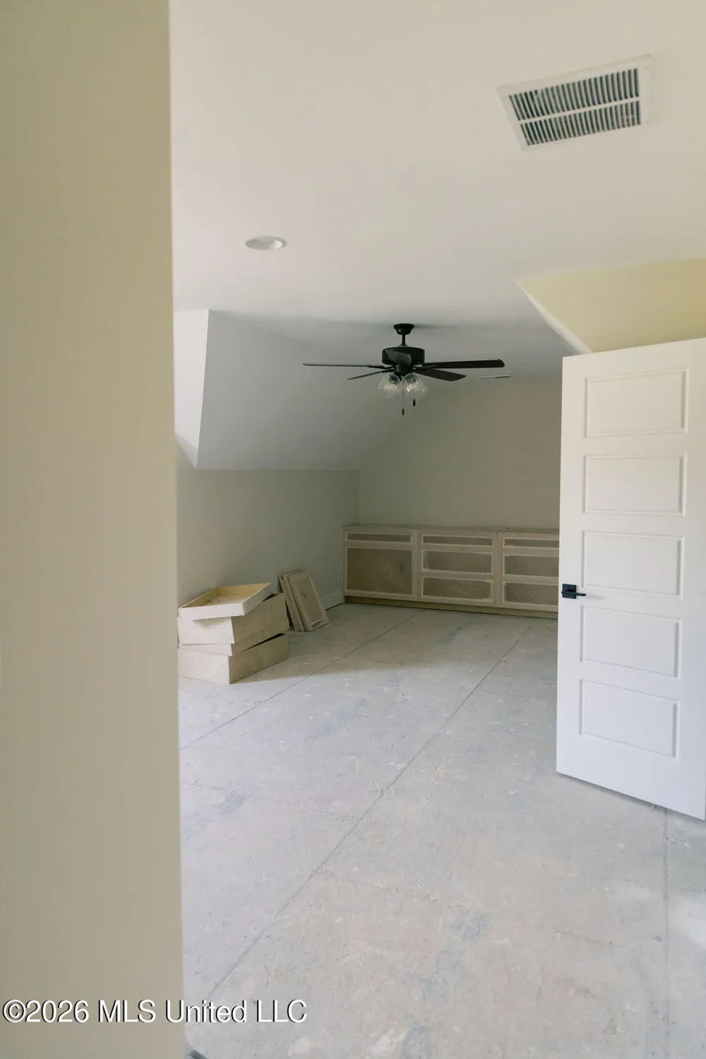 5163 Old Barn Cove Coldwater, MS 38618
