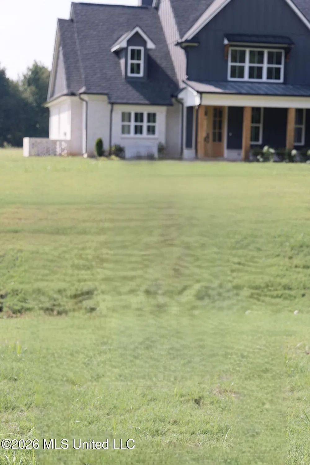 5163 Old Barn Cove Coldwater, MS 38618