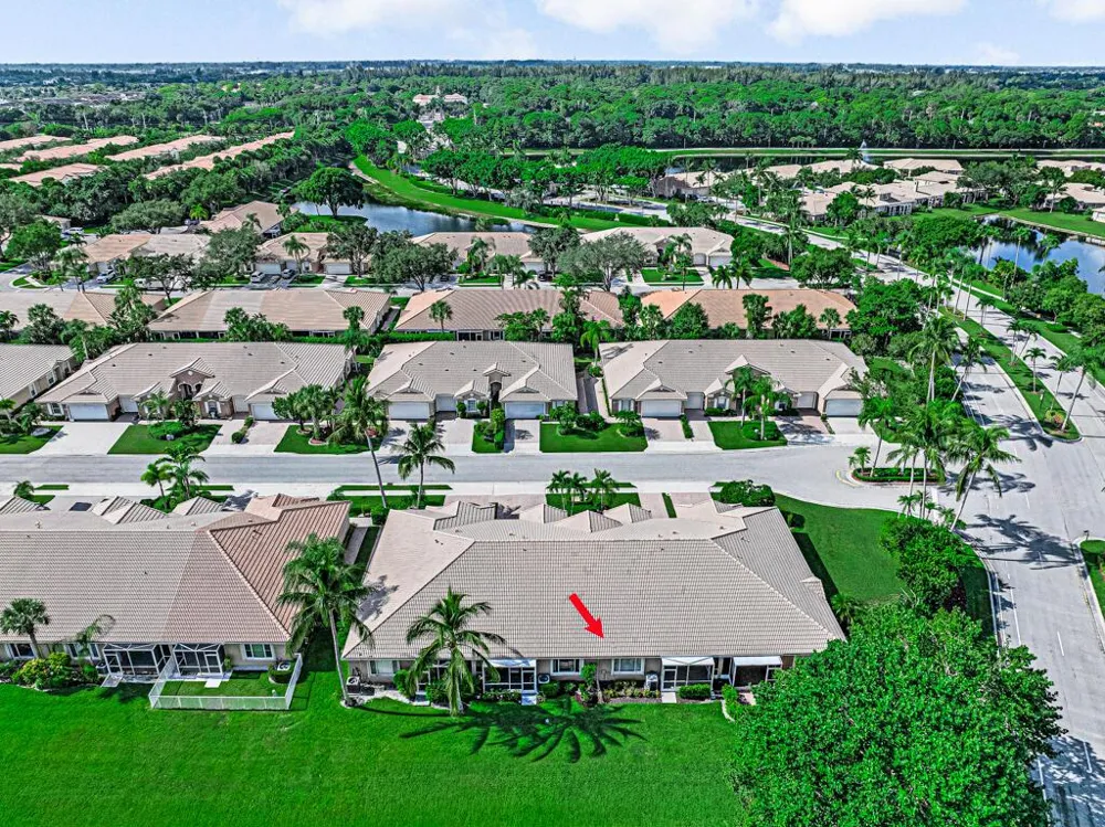 8429 LONG BAY West Palm Beach, FL 33411