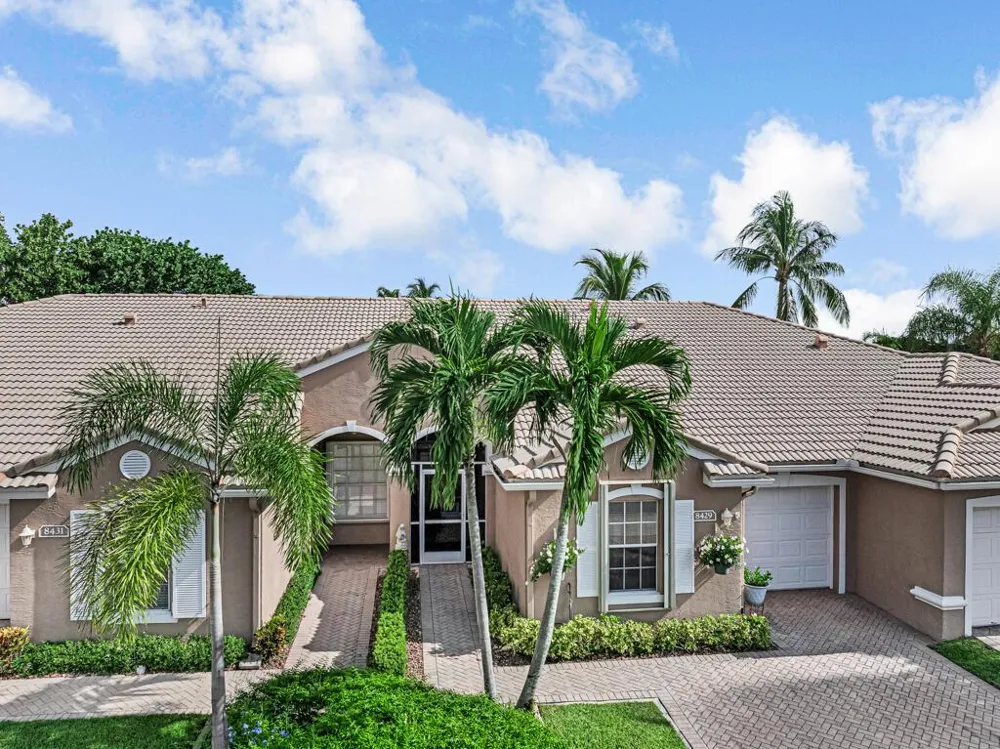8429 LONG BAY West Palm Beach, FL 33411