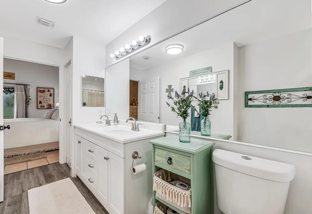 8429 LONG BAY West Palm Beach, FL 33411