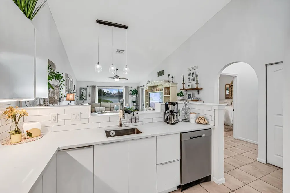8429 LONG BAY West Palm Beach, FL 33411
