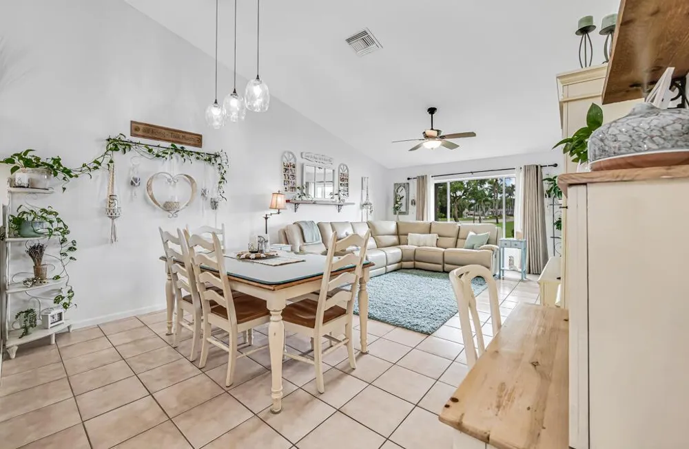 8429 LONG BAY West Palm Beach, FL 33411