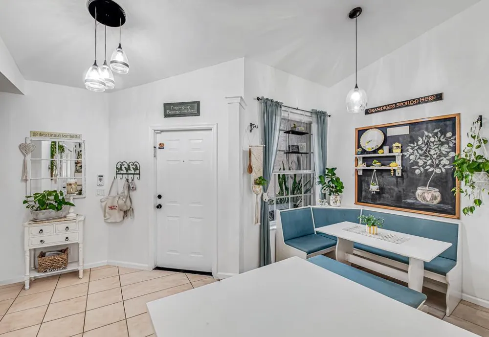 8429 LONG BAY West Palm Beach, FL 33411