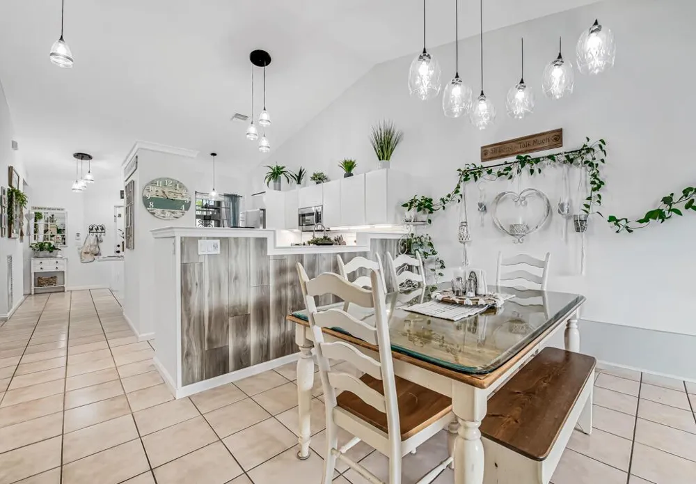 8429 LONG BAY West Palm Beach, FL 33411