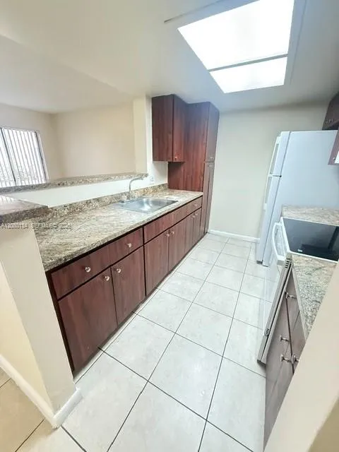 8335 Coral Lake Mnr #8335 Coral Springs, FL 33065