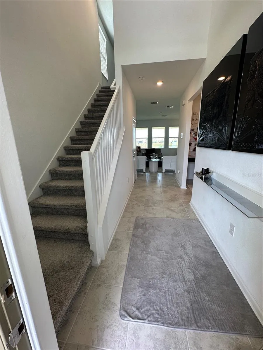 8946 FLUFFY LIE COURT Davenport, FL 33896