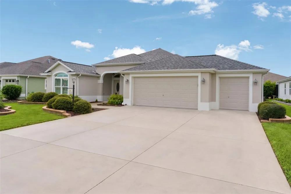 4236 YARDHAM TERRACE The Villages, FL 32163