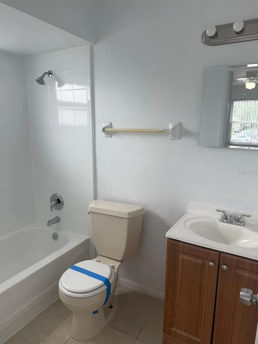 2401 BARLEY CLUB #2 Orlando, FL 32837