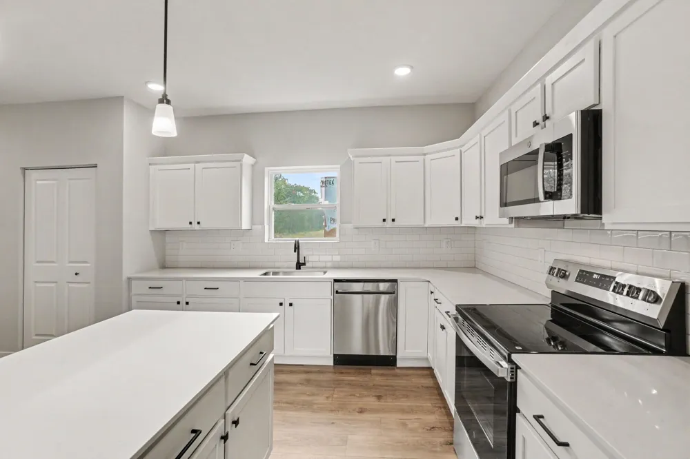 2098 Kristin Court Muskegon, MI 49442