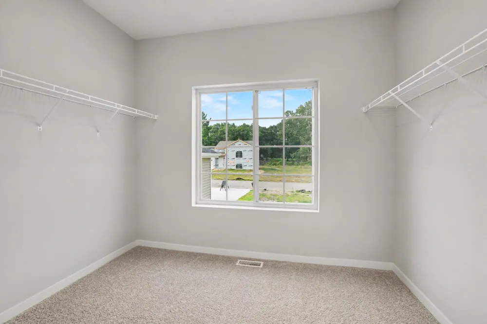 2098 Kristin Court Muskegon, MI 49442