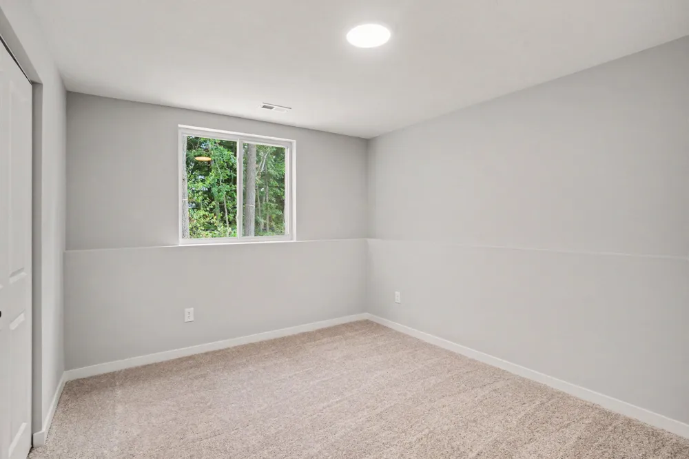 2098 Kristin Court Muskegon, MI 49442