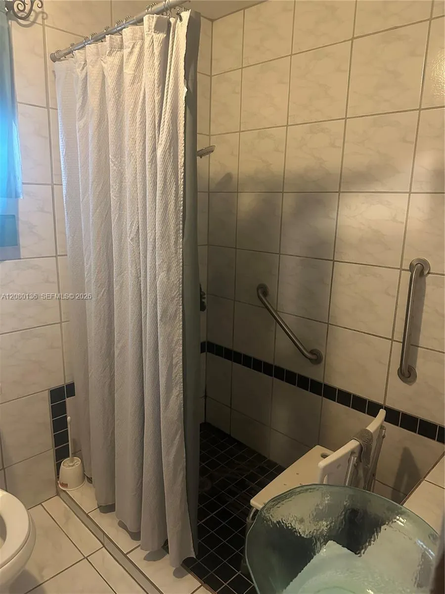 2901 NW 209th Ter Miami Gardens, FL 33056