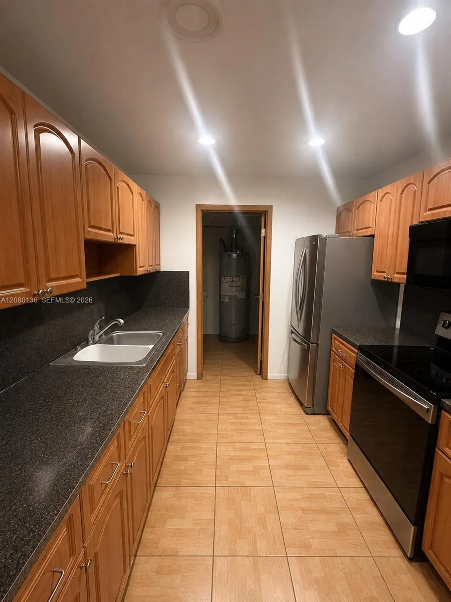 2901 NW 209th Ter Miami Gardens, FL 33056