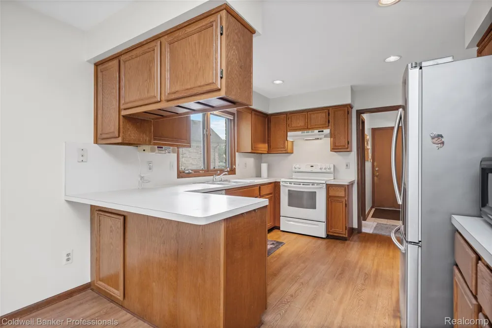 46536 Fox Run Drive Macomb Township, MI 48044
