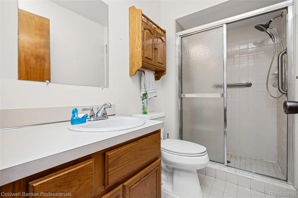 46536 Fox Run Drive Macomb Township, MI 48044