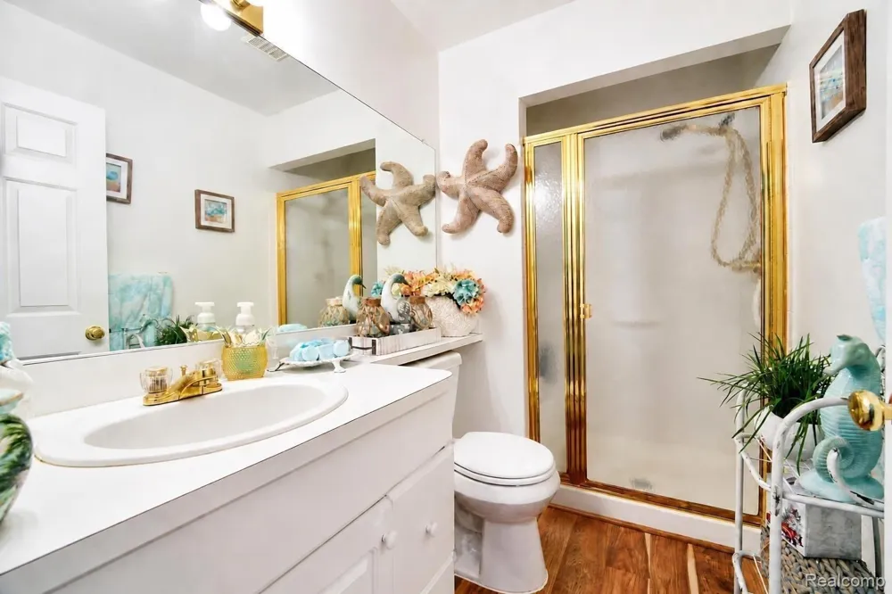 6355 Sheppard Drive #92 Westland City, MI 48185