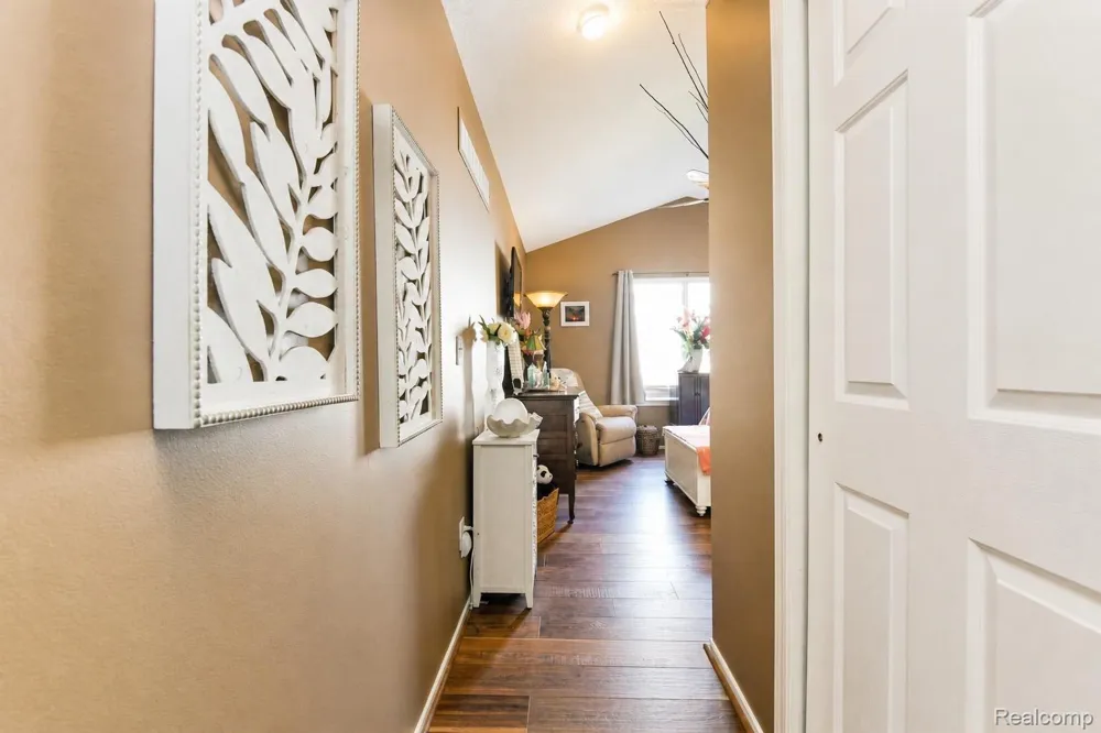 6355 Sheppard Drive #92 Westland City, MI 48185