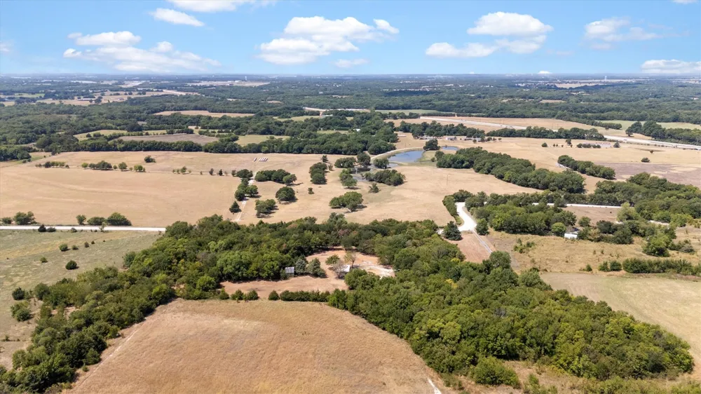 9999 County Road 936 Anna, TX 75409