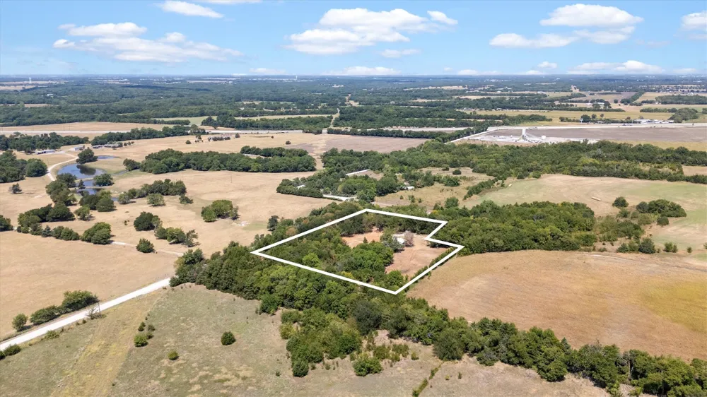 9999 County Road 936 Anna, TX 75409