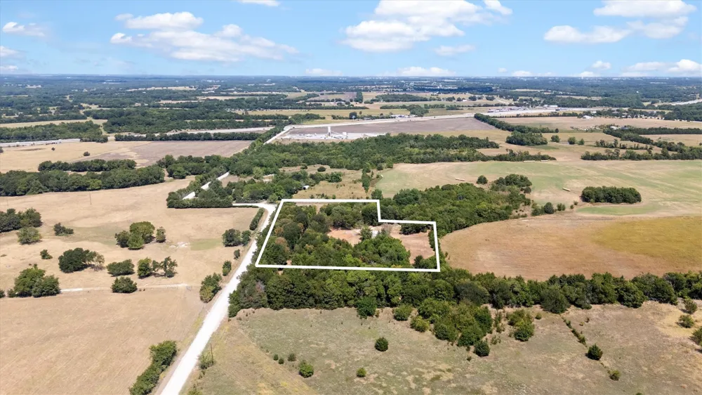 9999 County Road 936 Anna, TX 75409