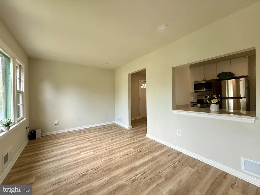 1212 ELFIN AVENUE Capitol Heights, MD 20743