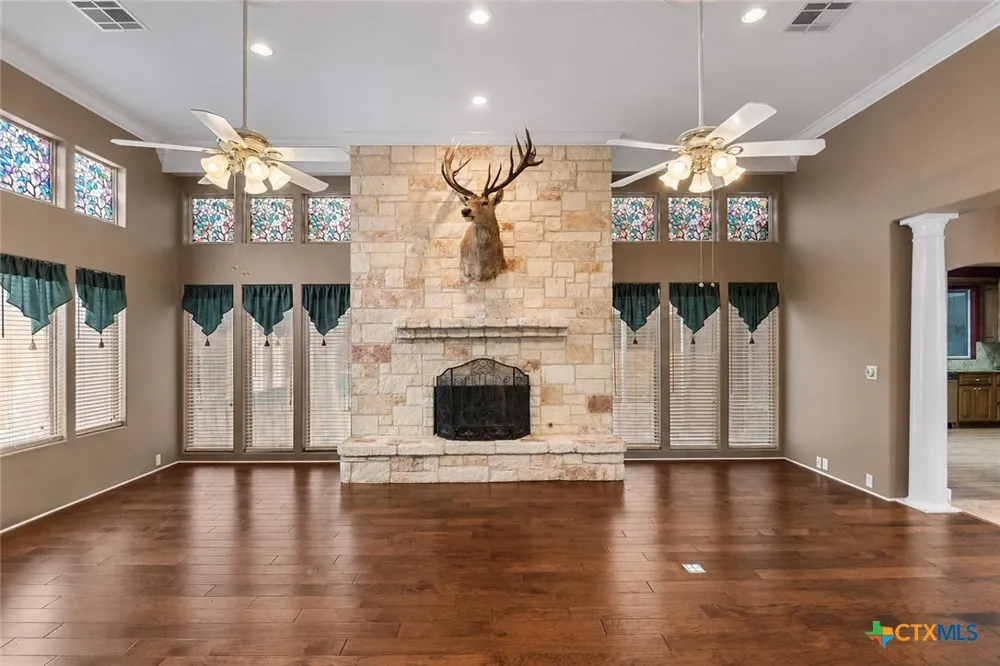 2524 S Robinson Drive Robinson, TX 76706