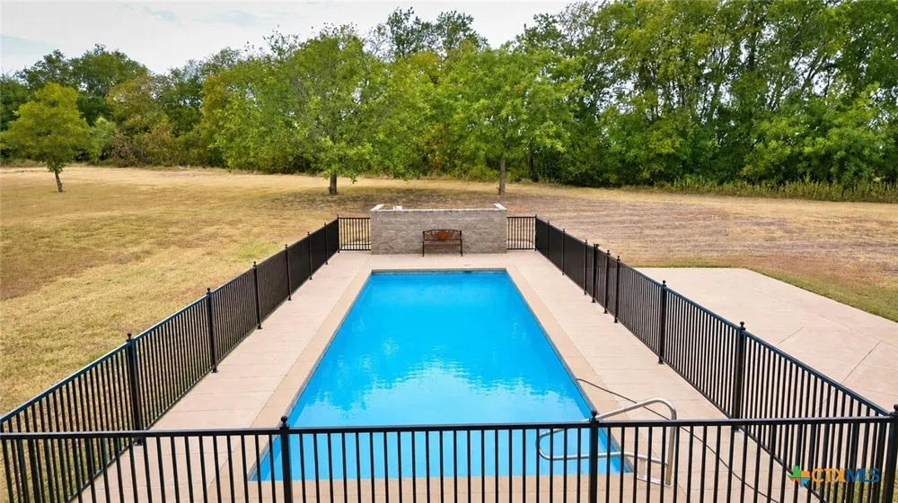 2524 S Robinson Drive Robinson, TX 76706