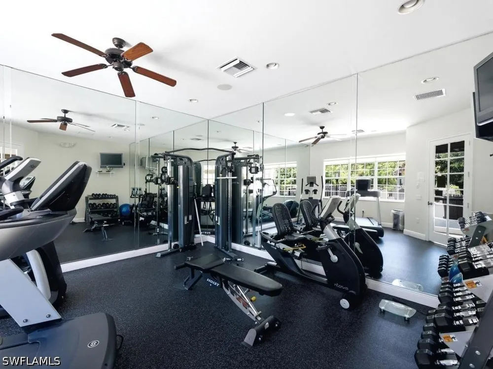 Hawthorne Drive #102 Naples, FL 34113