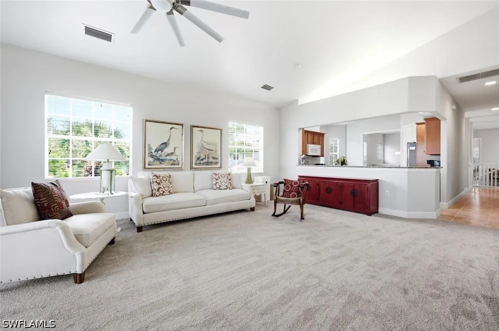 Hawthorne Drive #104 Naples, FL 34113