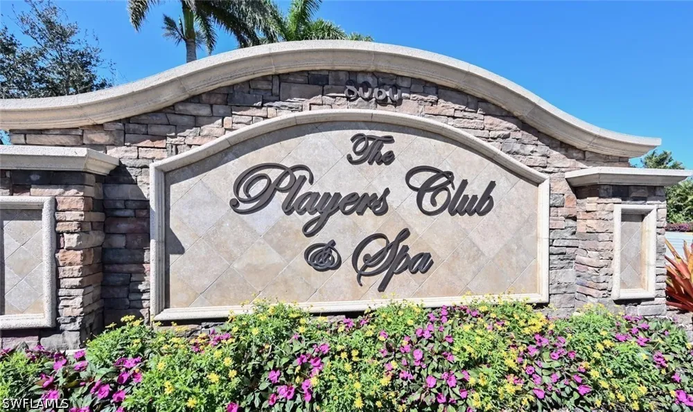 Hawthorne Drive #104 Naples, FL 34113