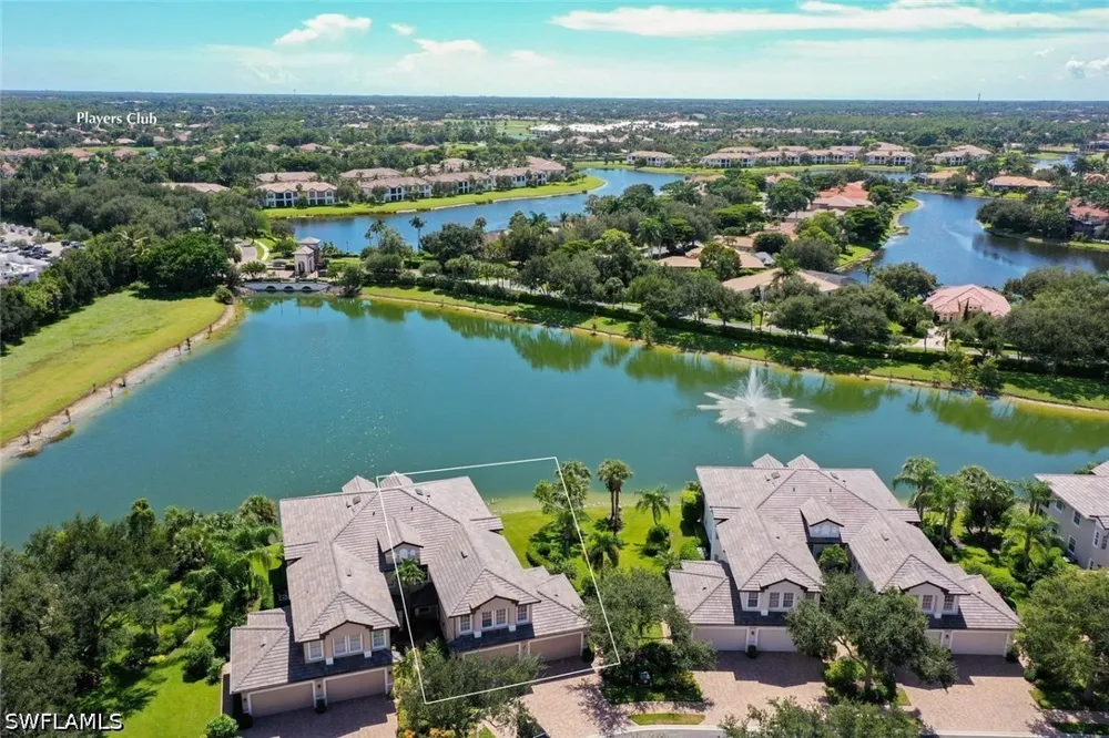 Hawthorne Drive #104 Naples, FL 34113