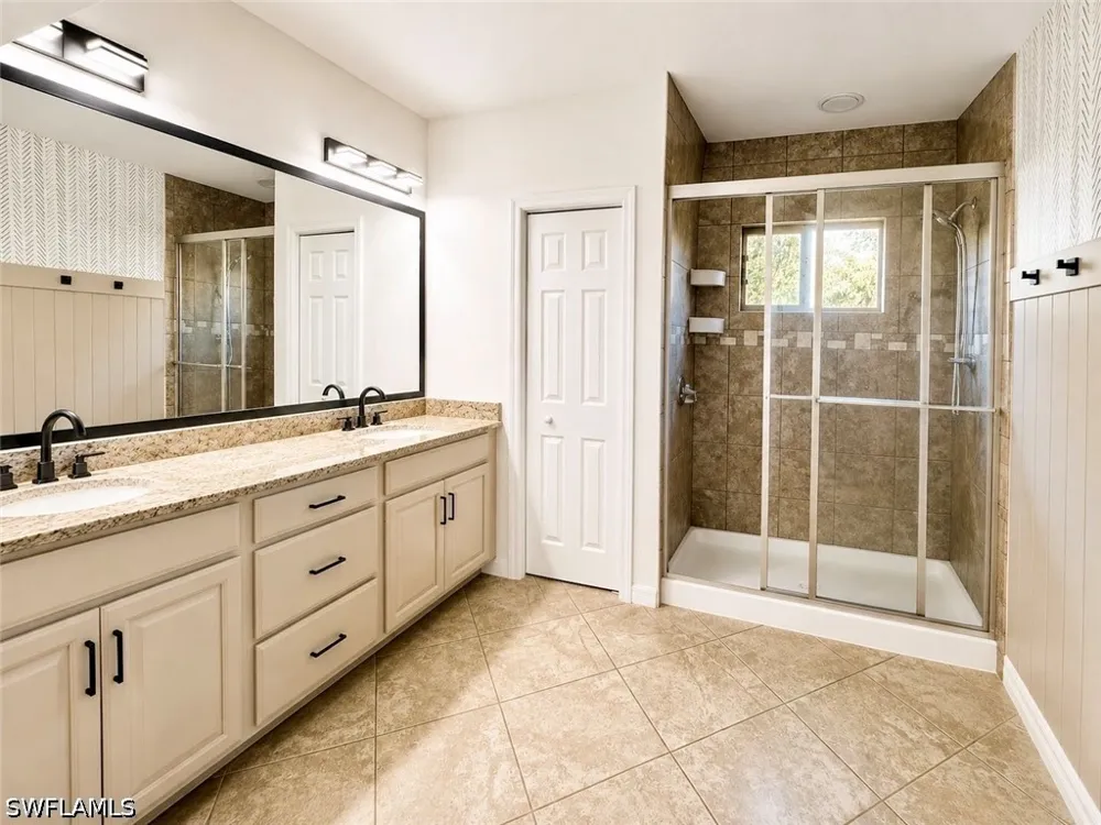 Summit Place Circle #163 Naples, FL 34119