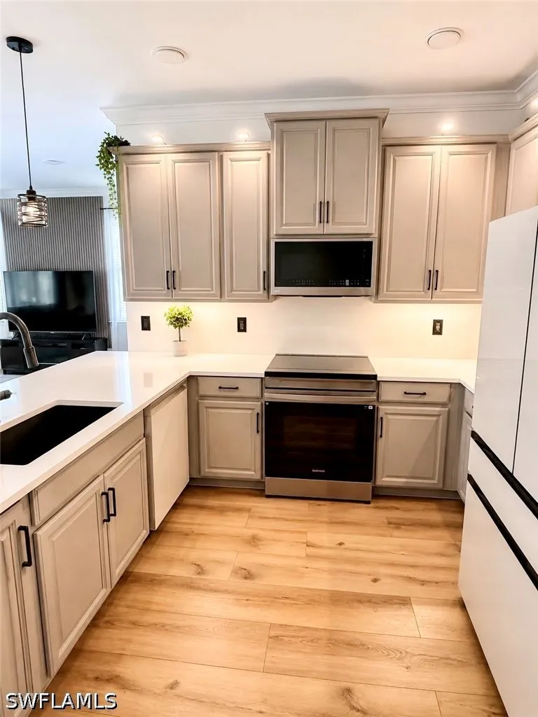 Summit Place Circle #163 Naples, FL 34119