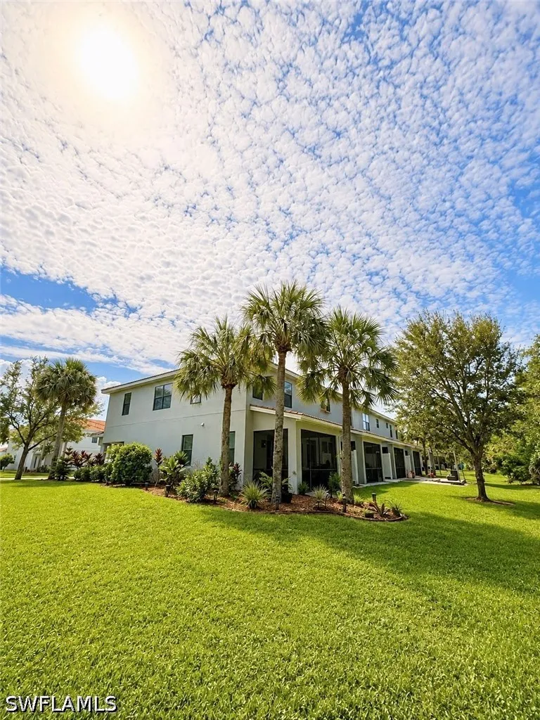 Summit Place Circle #163 Naples, FL 34119