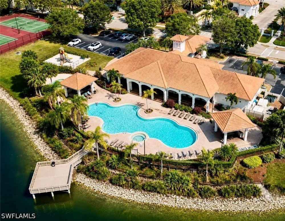 Summit Place Circle #163 Naples, FL 34119