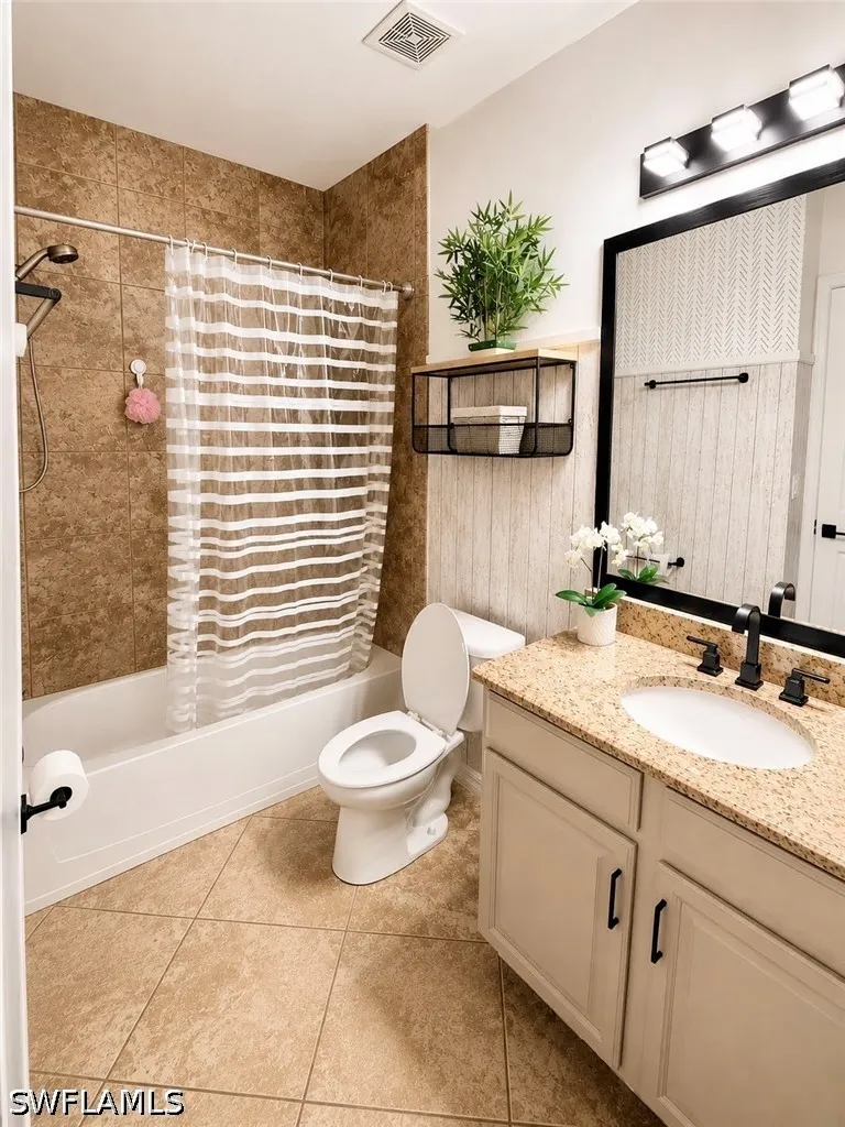 Summit Place Circle #163 Naples, FL 34119